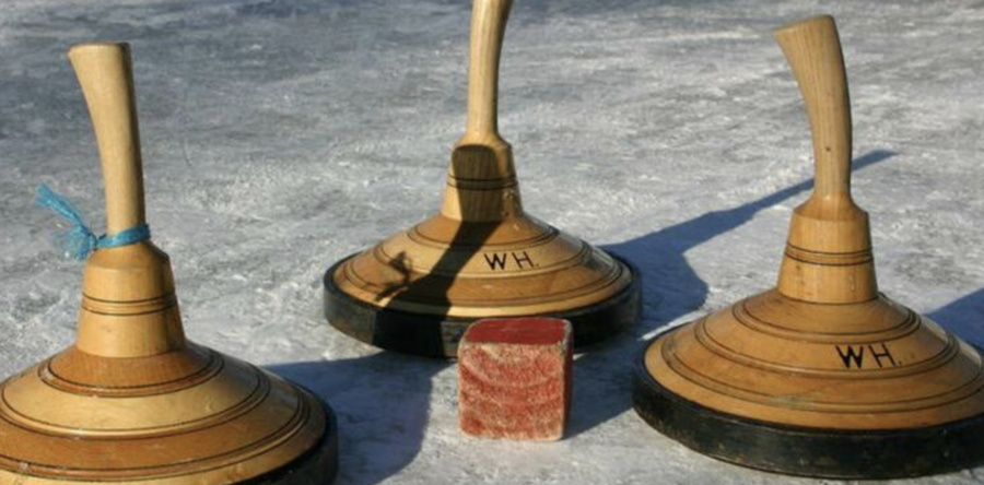 Eisschießen und Kasjausn
